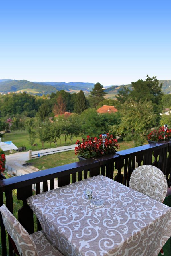 Merak Holiday Home Visoko Luaran gambar